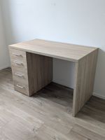Pult aus Eichenfurnier