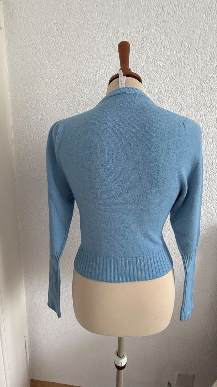 Maglioni & Felpe: Baby Blue Pullover neu – Nuovo (secondo la descrizione) da Liestal venduto da Goldart 1