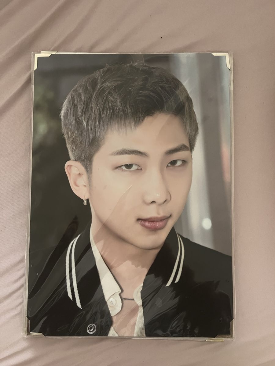 Foto & Immagini: BTS Namjoon Premium Photo – Nuovo e nell'imballaggio originale da Adliswil venduto da har_d78g
