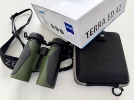 Zeiss Terra ED 10x42 Grün