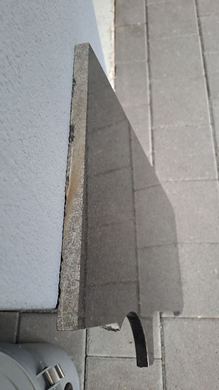 Steine & Dachziegeln: Schwarzer Granit  350 x800 x20 – Gebraucht aus Schattdorf von quota1000 1