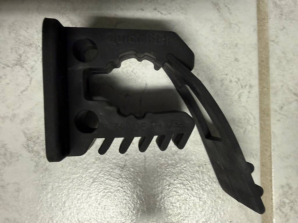 Supporti a parete: Quickfist Original Werkzeughalter  – Usato da Niederuzwil venduto da Elfen1 2