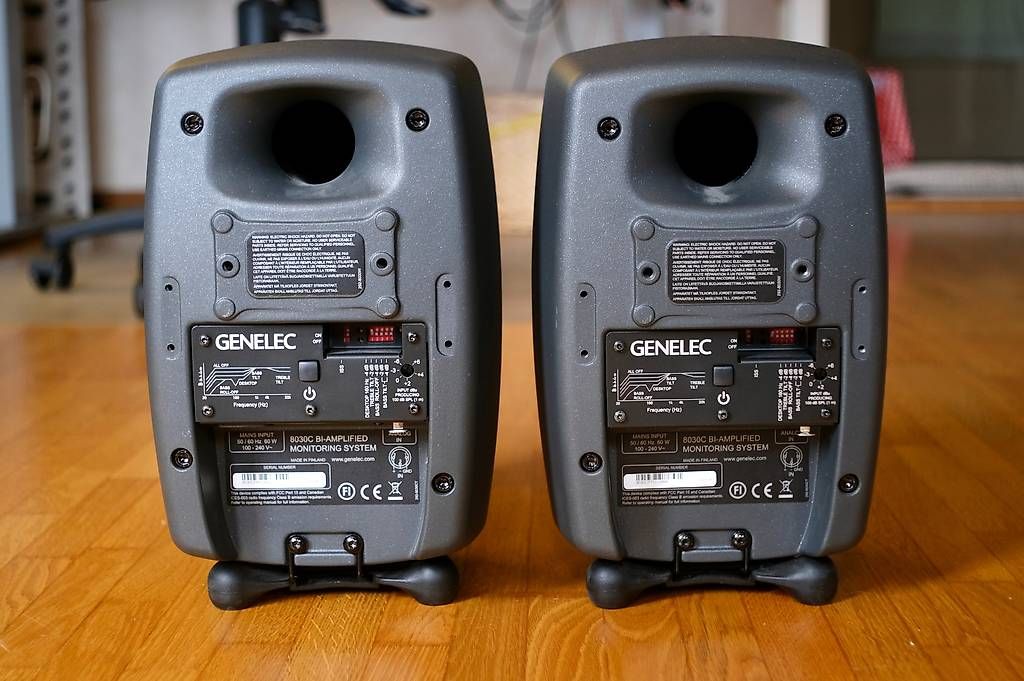 Genelec Haut-parleurs: Genelec 8030C Studiomonitore – D'occasion à Schwyz par gibsamier 2
