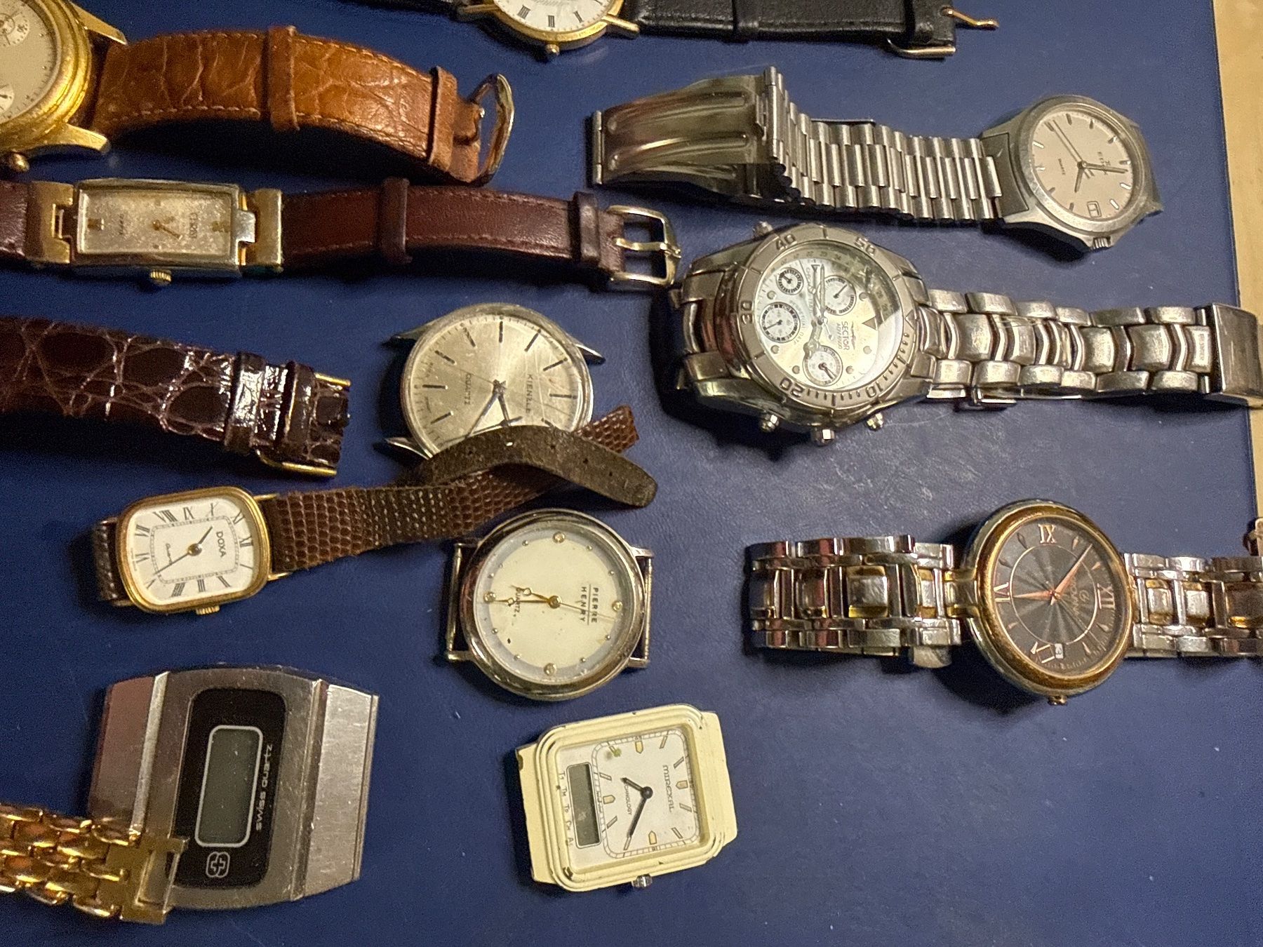 Montres: Uhrenlot unkontrolliert – Défectueux à Pfeffingen par Allhandelklgwatches 6