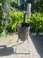Grill mit Kamin und Rost gebraucht