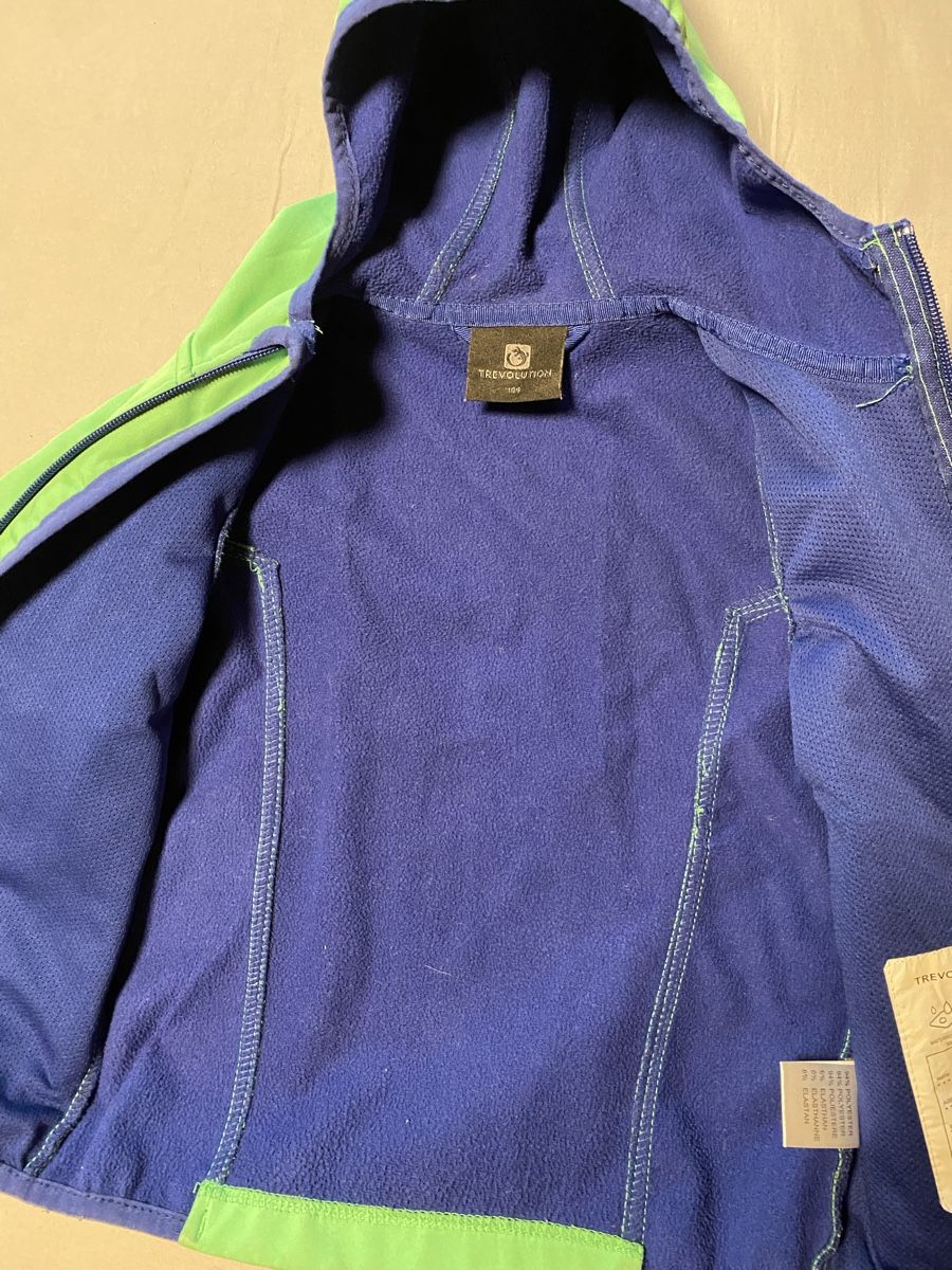 Trevolution Vestes & Manteaux: Softshell Jacke von Trevolution Gr 104 – D'occasion à Zizers par dalaub 4