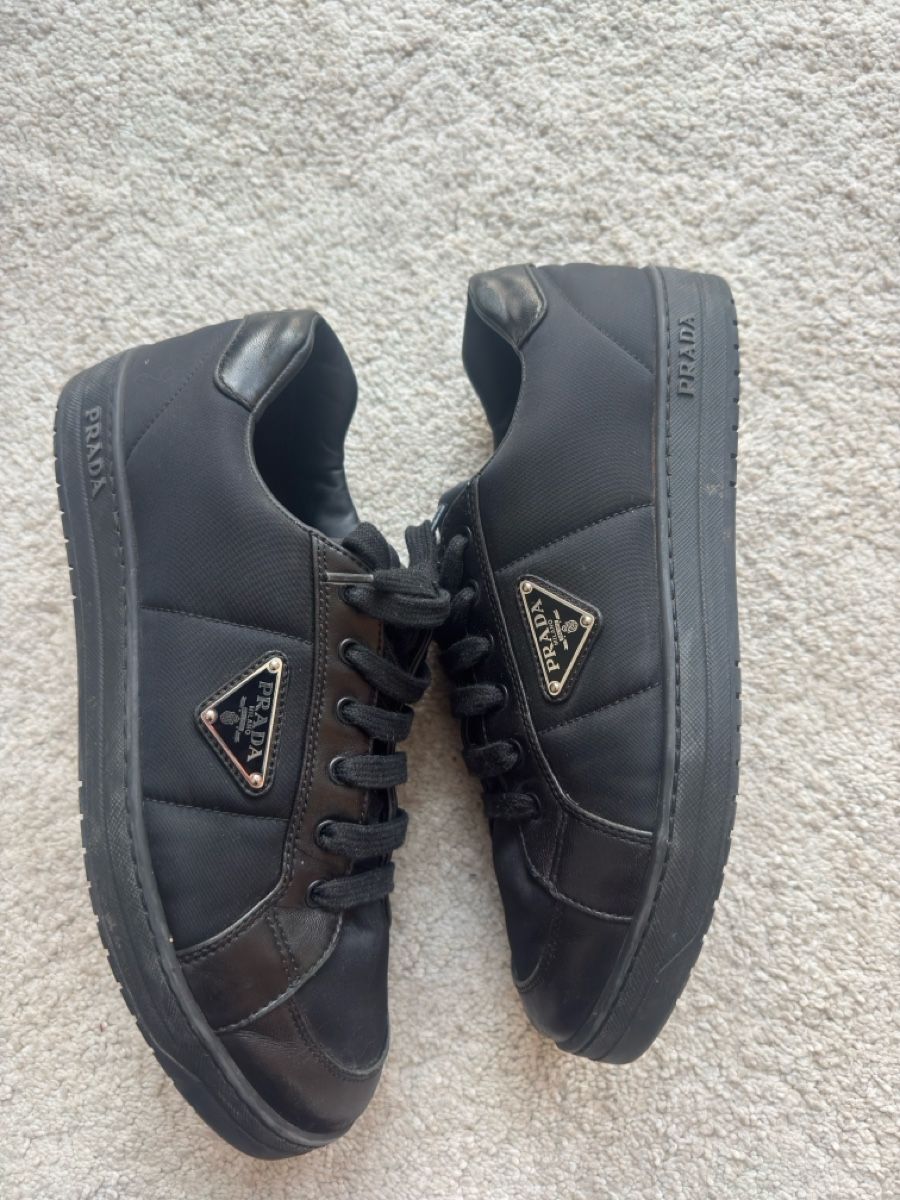 Prada Scarpe da uomo: Used Black Prada Sneakers, Size 41, Great Condition! – Usato da Herrliberg venduto da erh_r2tw 2
