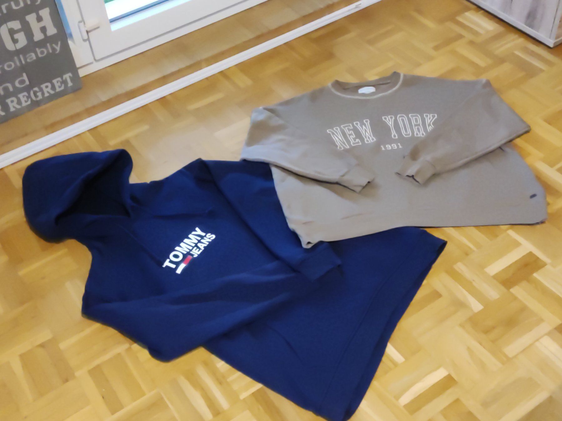 Maglioni & Felpe: Mädchen Pullover Grösse M – Usato da Kriens venduto da rinzmann 3
