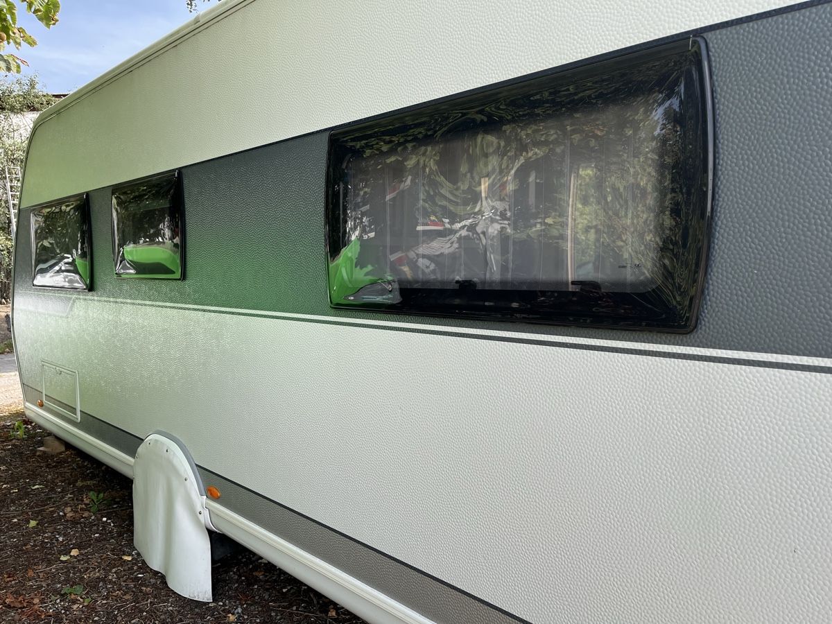 Hobby Camping Fahrzeuge: Wohnwagen Hobby 560 CFe mit Hagelschaden – Gebraucht aus Zezikon von Butterfly99 2