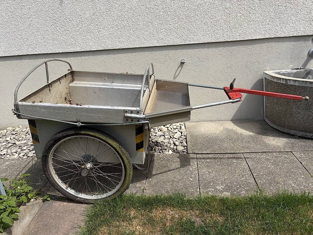 Anhänger: Post Anhänger inkl Kupplung  – Gebraucht aus Birmenstorf AG von Lilie6
