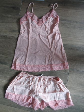 Ensemble nuisette et short dentelle rose taille M