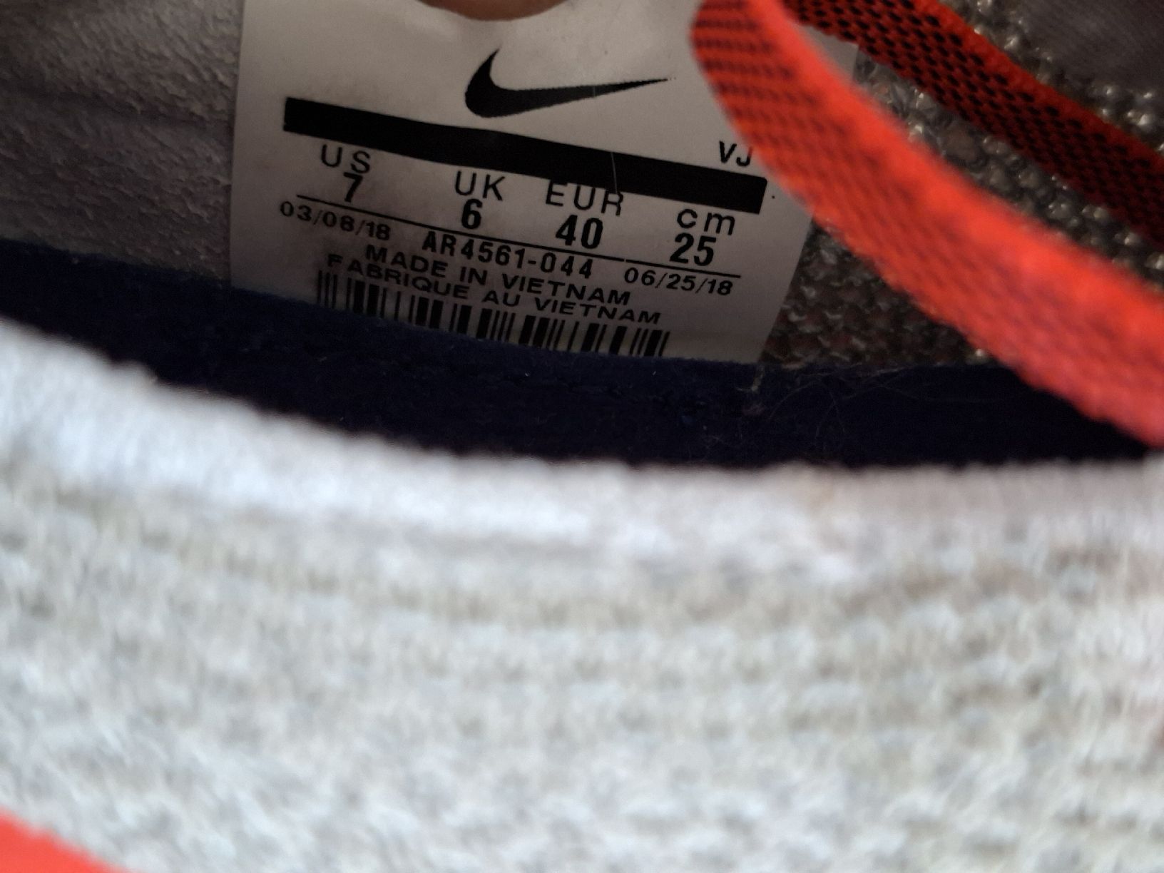 Nike Herrenschuhe: Nike Zoom Fly 44 Chaussures de coursGris/Orange – Gebraucht aus Renens VD von ser_j2fn 4