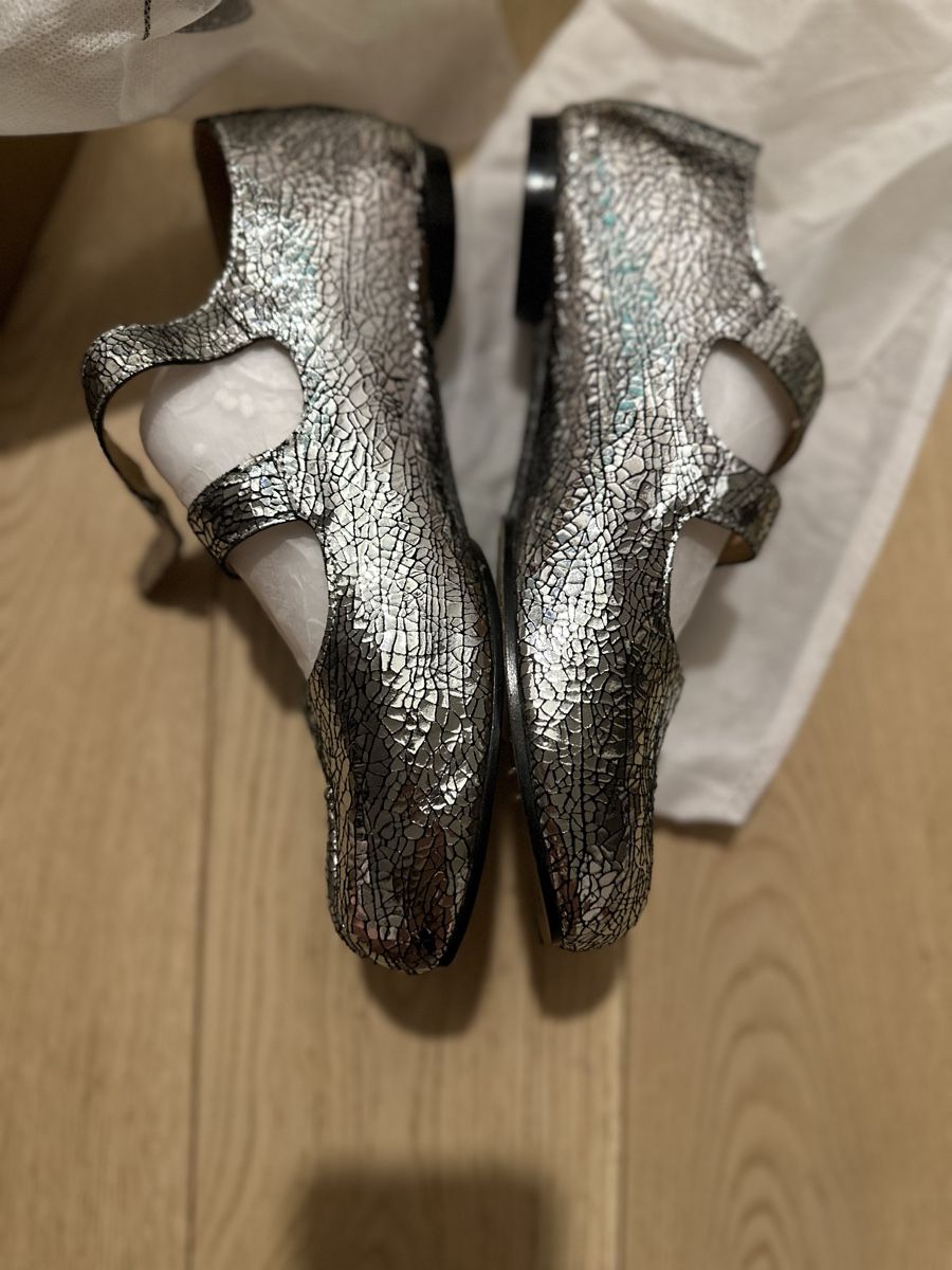 Scarpe da donna: Split-toe Mary Jane Shoes Size 39 Silver Crackled Leather – Nuovo e nell'imballaggio originale da Troinex venduto da AnnaAbanin 1