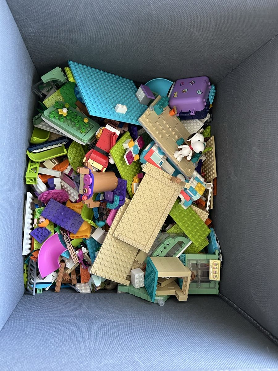 Lego Giocattoli: Kiste voll Lego Friends – Usato da Hirzel venduto da Kirsten80 1