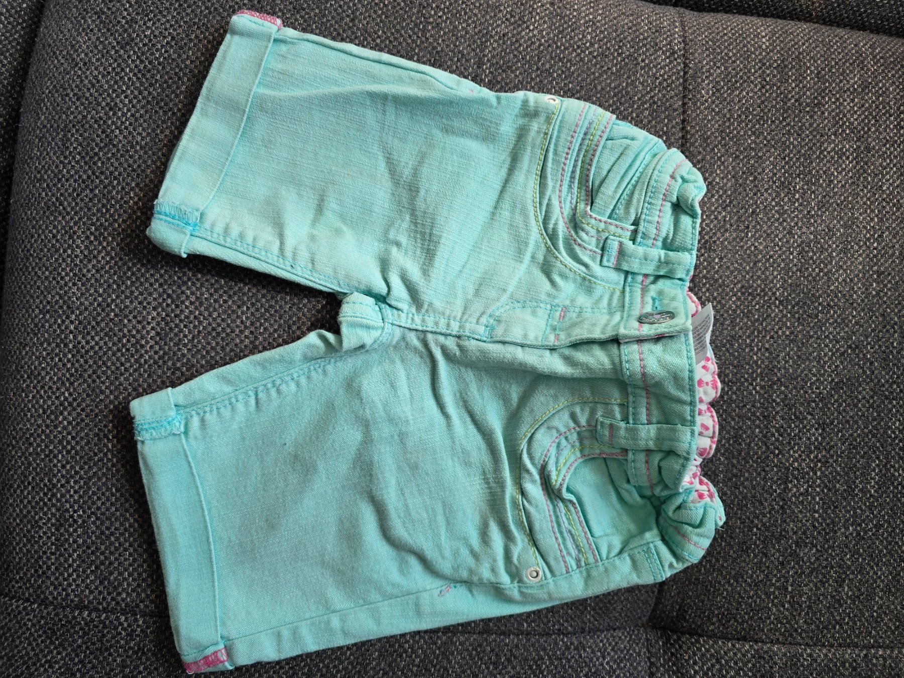 Hosen: Kinder Shorts Türkis Grösse 98 – Gebraucht aus Büttikon AG von Amineah