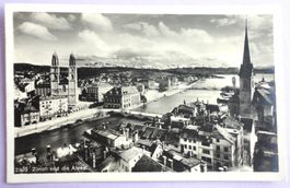 Zürich und die Alpen