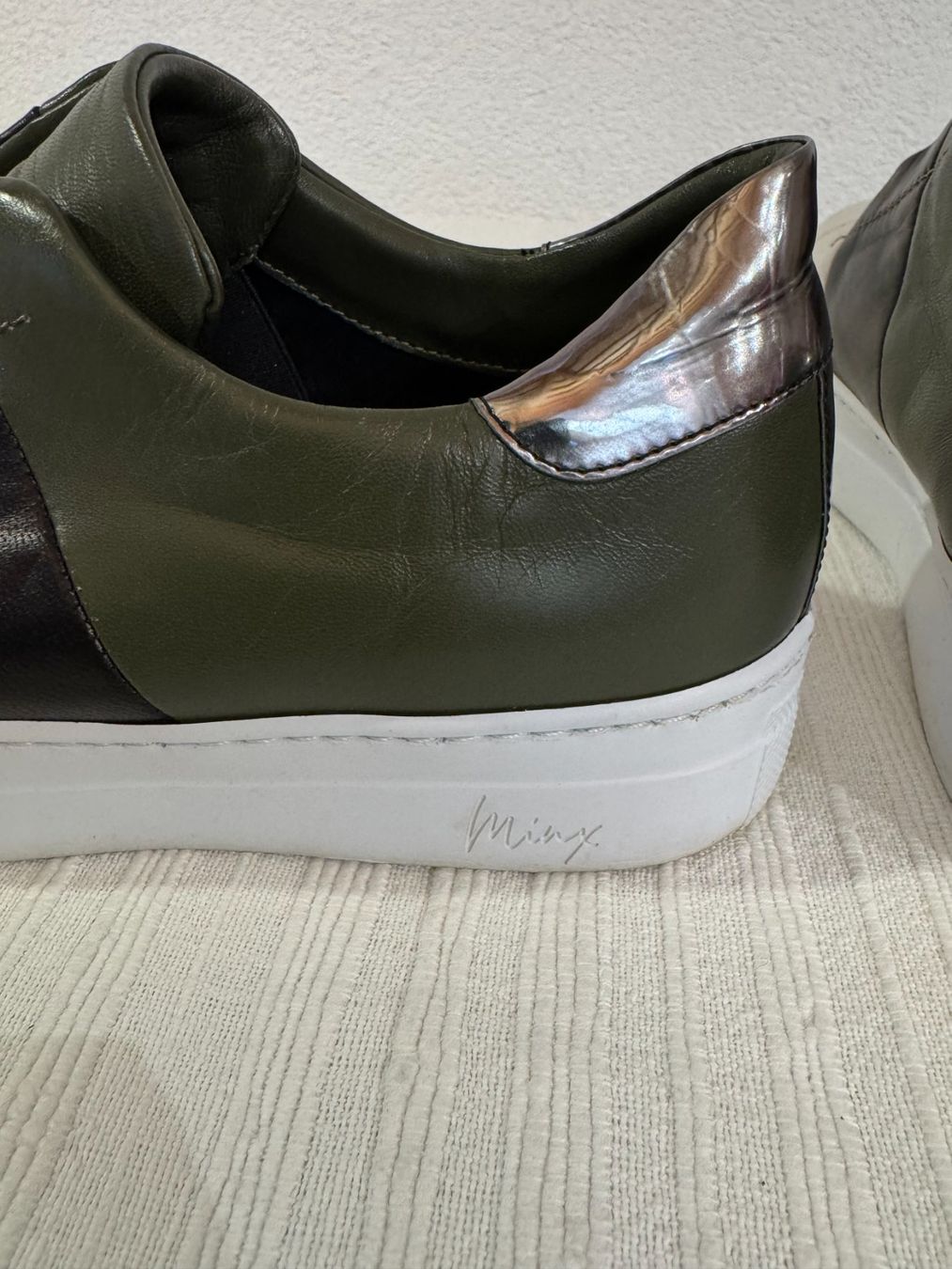 Scarpe da donna: Trendige Minx Slip-on-Sneaker – Nuovo (secondo la descrizione) da Stäfa venduto da Mofi8712 2