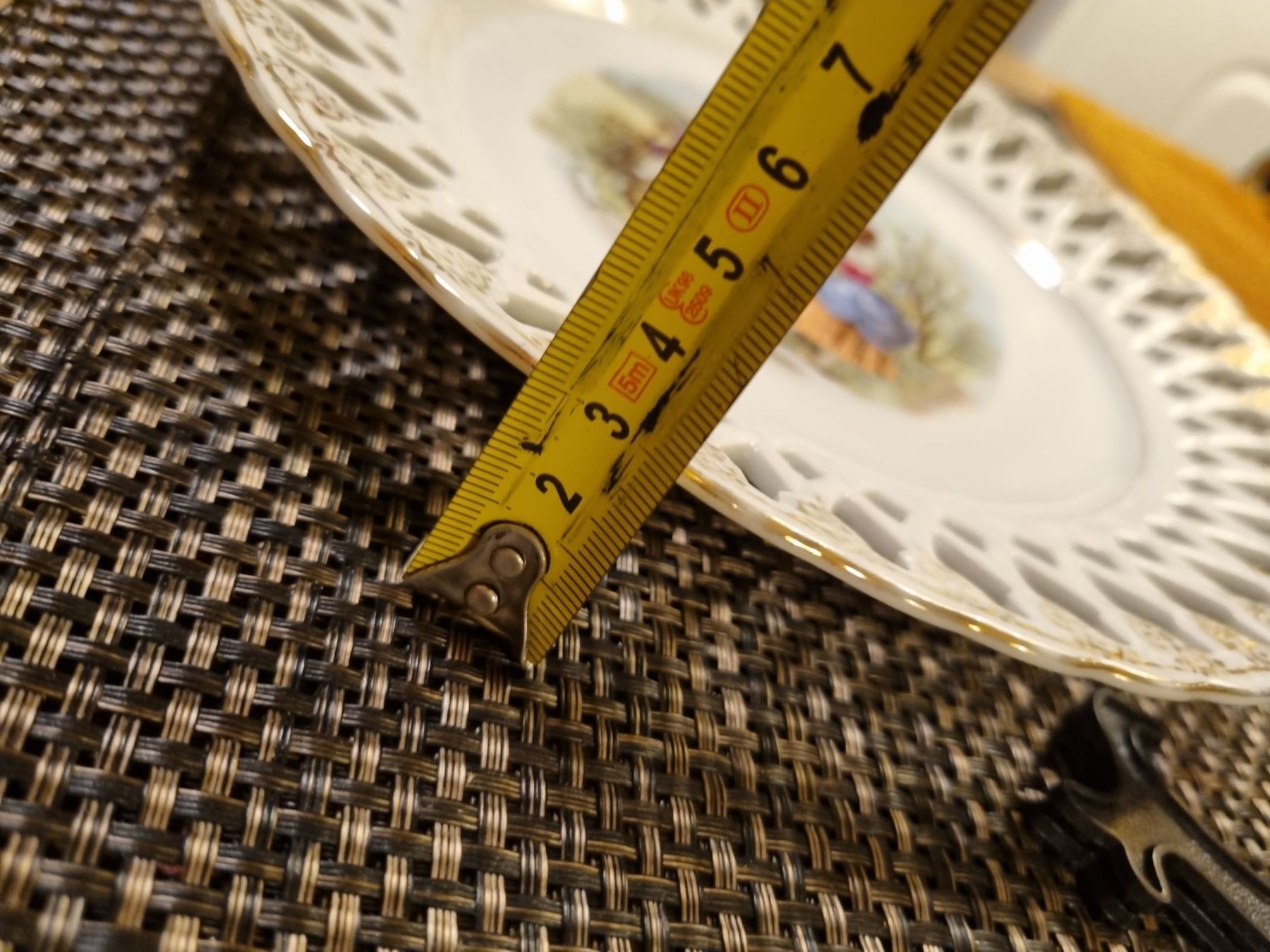 Piatti: Durchbruch-Teller, Rokoko-Szene, Ø 25 cm – Usato da Scharnachtal venduto da devin03 8