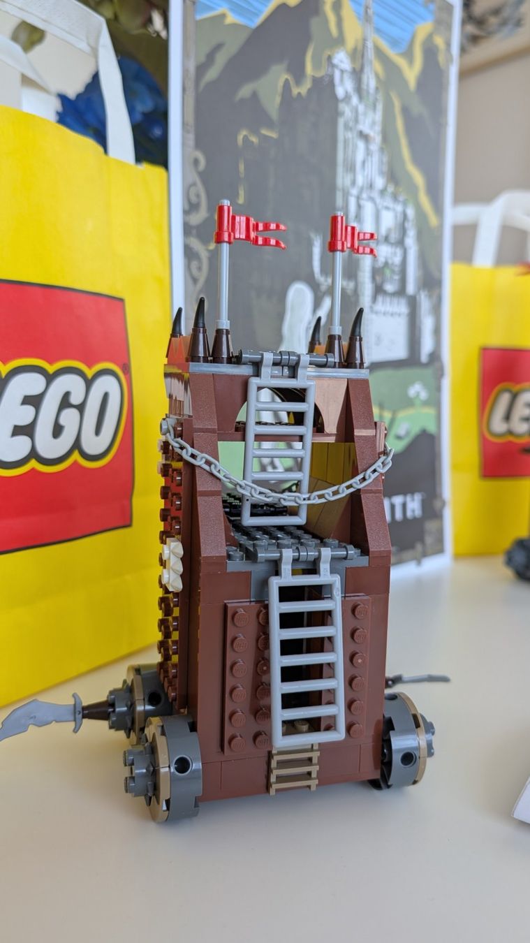 Lego Kit di costruzioni: Lego Herr der Ringe 2x Belagerungsturm mit Poster – Nuovo (secondo la descrizione) da Winterthur venduto da ryb_5py9 4