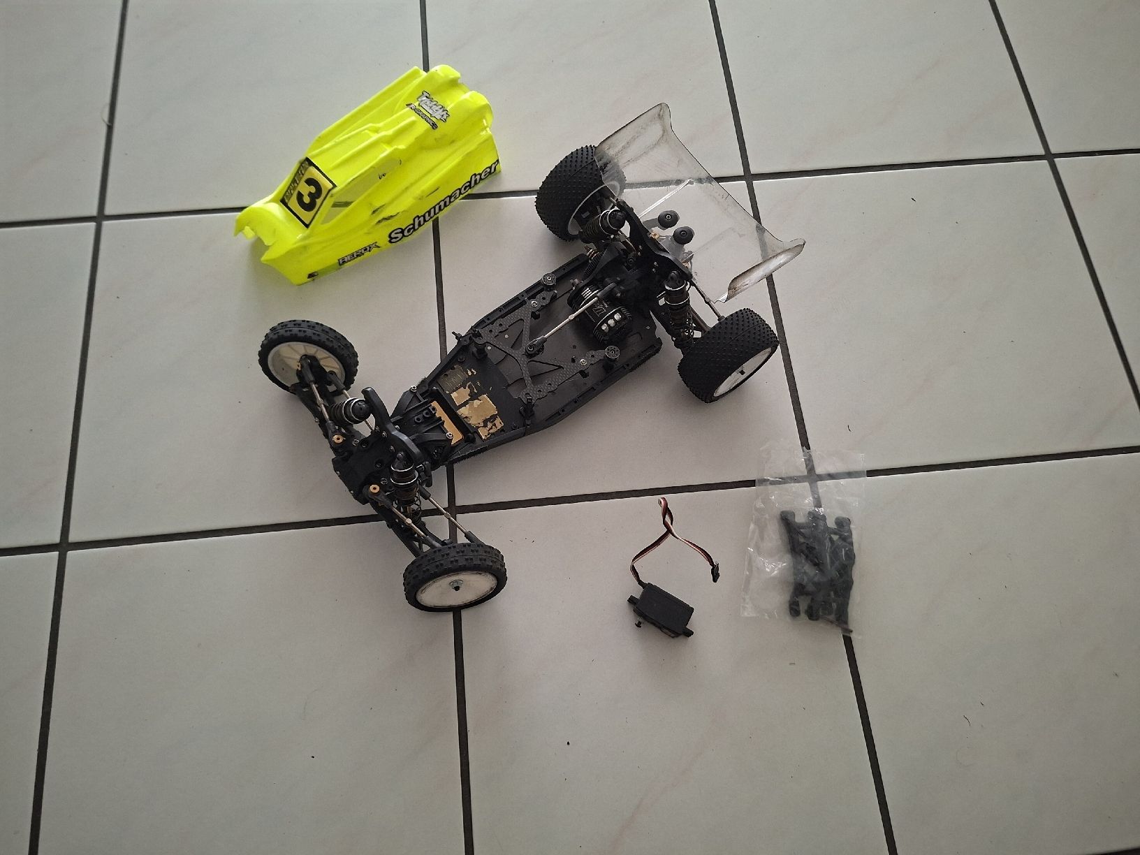RC Modellbau: Schumacher Oldi 2WD Buggy – Gebraucht aus Schattdorf von mamo1952 1