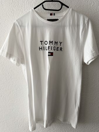 Tommy Hilfiger T-Shirt, Gr. S, weiss - Top Zustand!