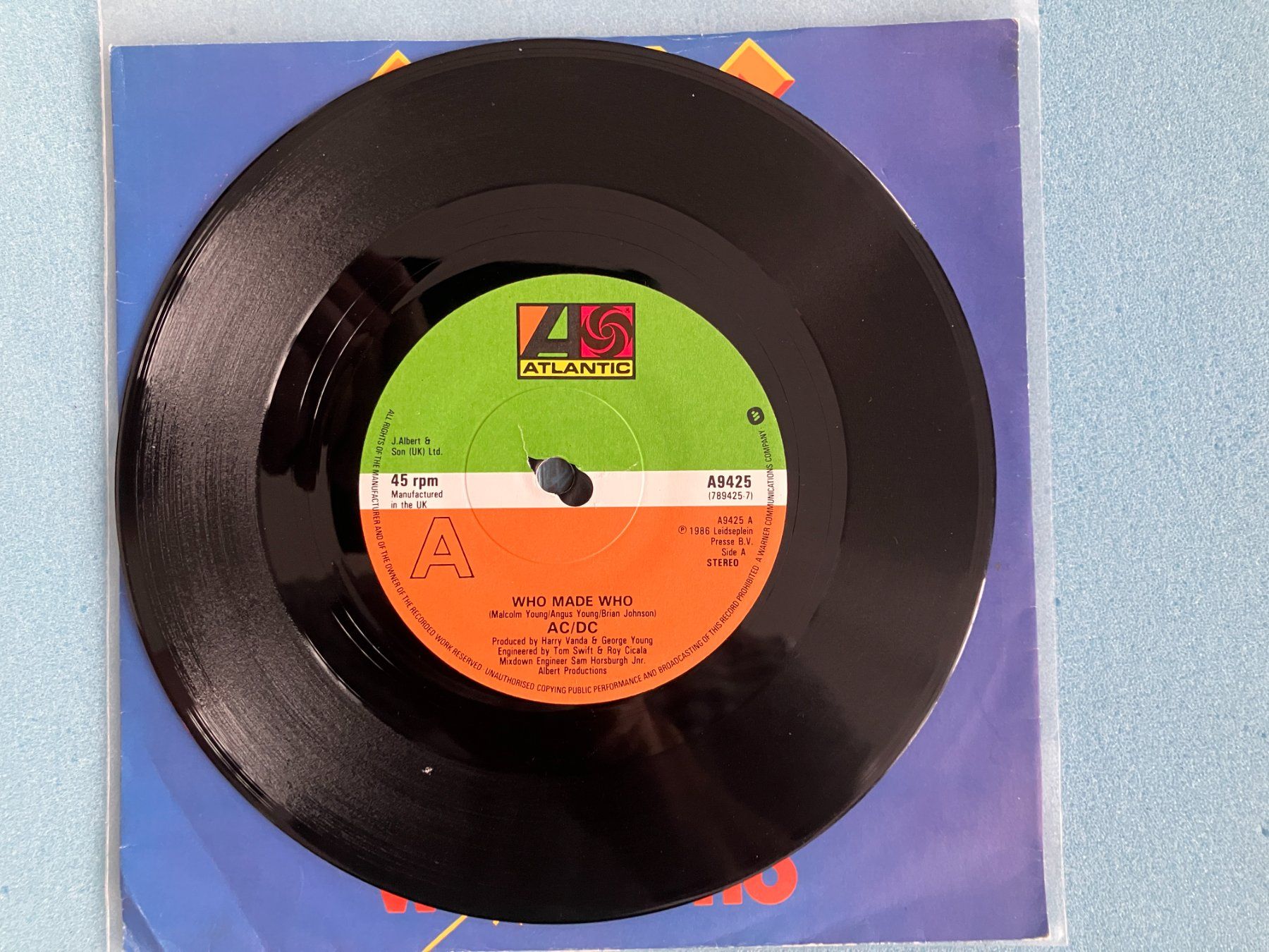 Vinyles: AC/DC – D'occasion à Aarwangen par Jukebox3 2