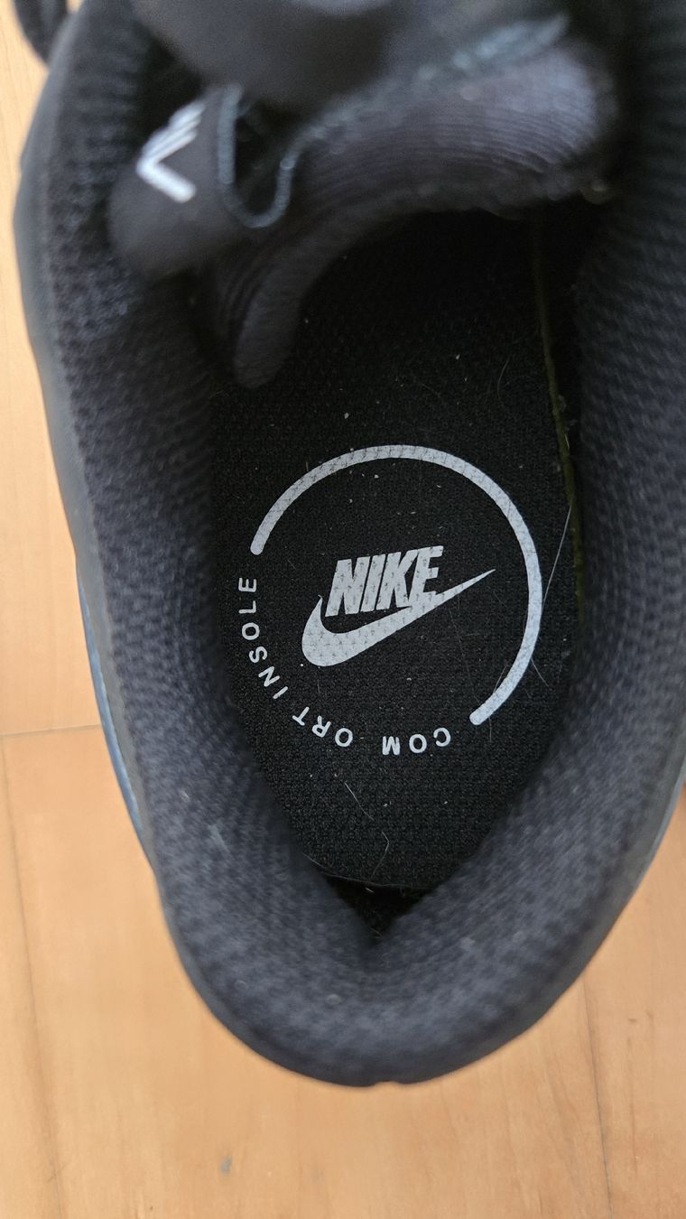 Nike Herrenschuhe: Nike Air Schuh Kids Gr.39 – Gebraucht aus Schötz von Nico040 4