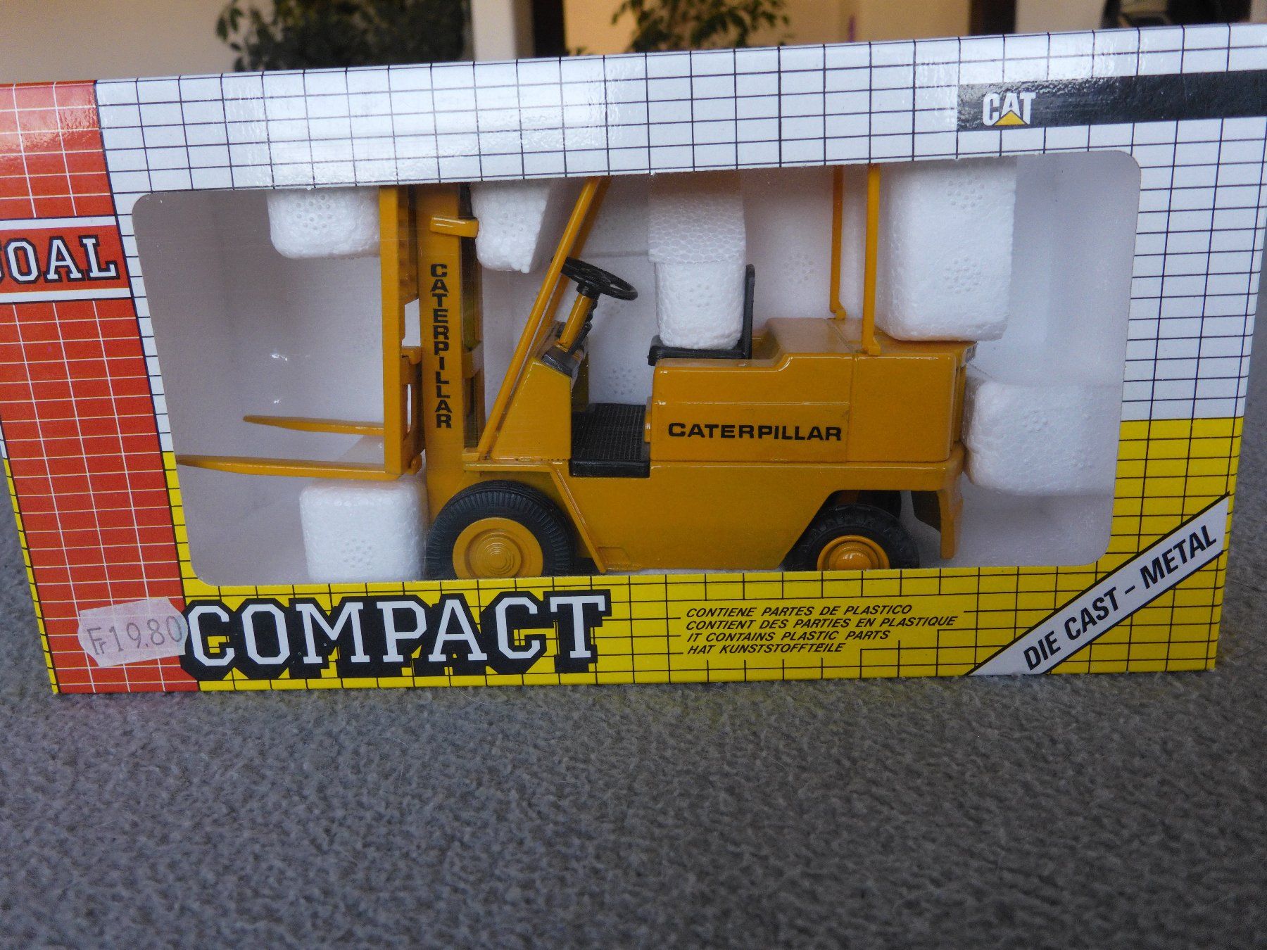 Joal Modellbausätze & Standmodelle: Chariot élevateur Caterpillar  Joal 1/25 – Neu (gemäss Beschreibung) aus Les Genevez JU von cnegri 2