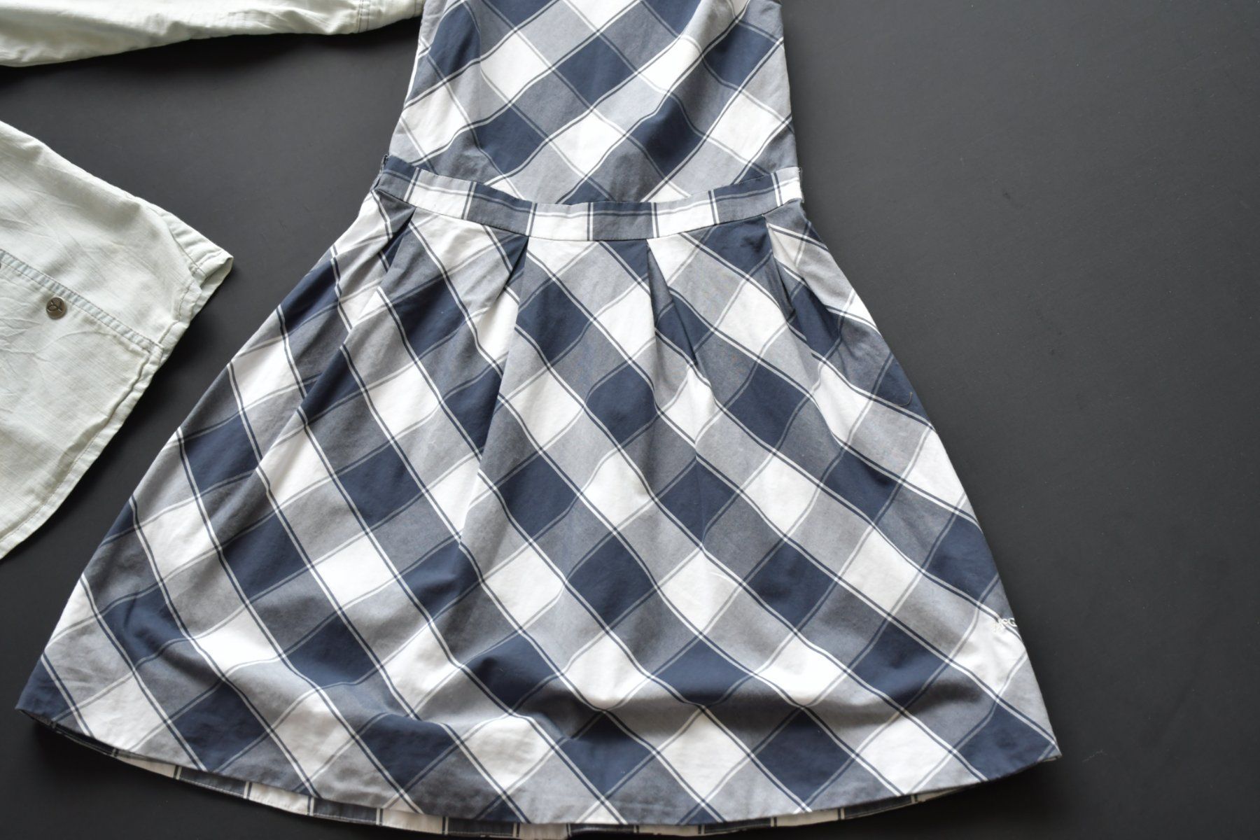 Kleider & Röcke: wie neu Kleid MrGregor , Jacket gr. 140 – Gebraucht aus Nuglar von Korsika2 3