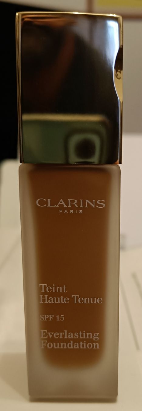 Clarins Make-up: Fond de teint Clarins Everlasting 113 Chestnut – Nuovo e nell'imballaggio originale da Genève venduto da Kamajan 2