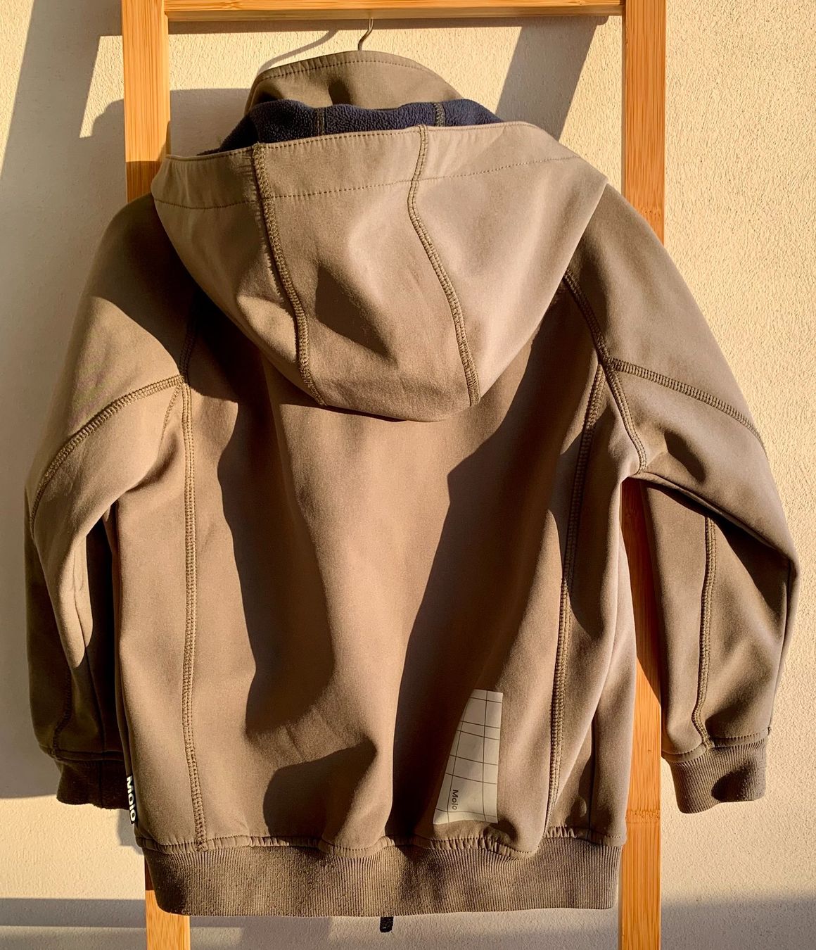 Molo Giacche & Cappotti: Kinder Jacke Softshell, Grösse 110, Marke Molo – Usato da Küsnacht ZH venduto da ast_26yp 1