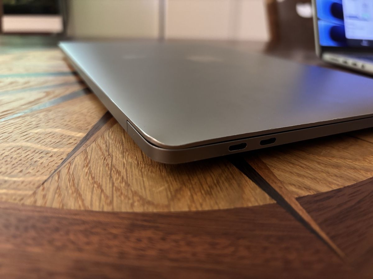 Apple Portables: MacBook Pro  – D'occasion à Zürich par BenS04 4