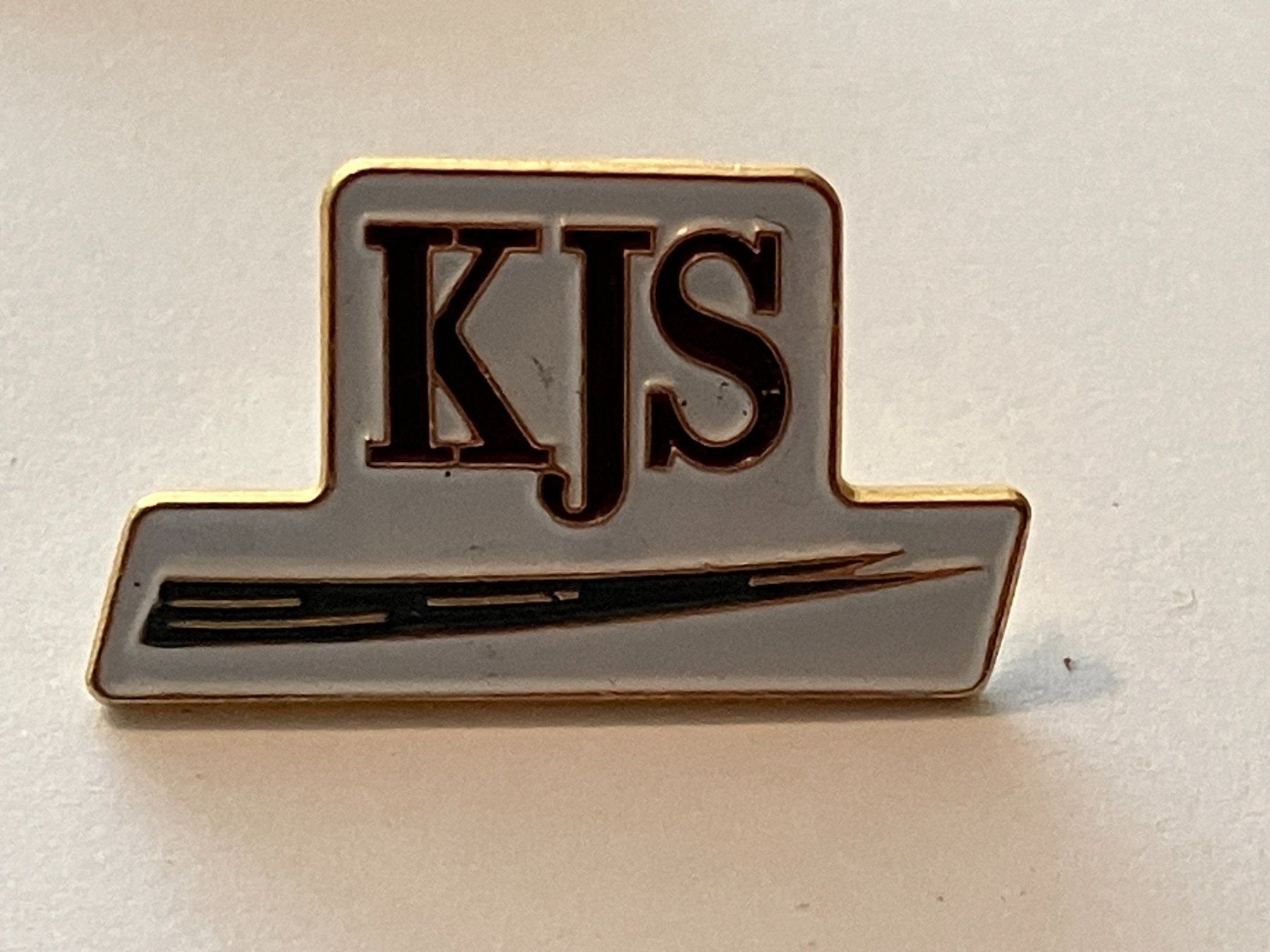 Placchette & Badge: 1 Pin KJS – Usato da Basel venduto da djwwpp
