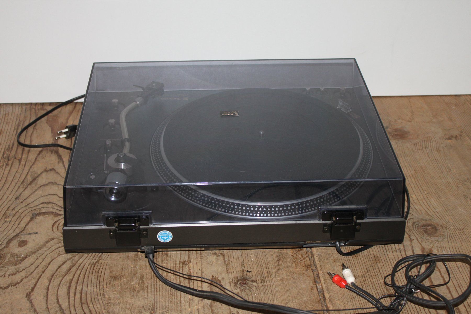Technics Plattenspieler: Technics SL1310 Plattenspieler, Direct Drive Automatic – Gebraucht aus Glarus von  3