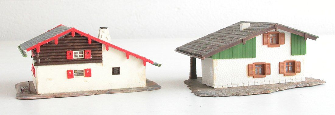 Faller Modelleisenbahnen: Faller 2 Berghäuser zu Spur H0 – Gebraucht aus Oberwil BL von Klang 2
