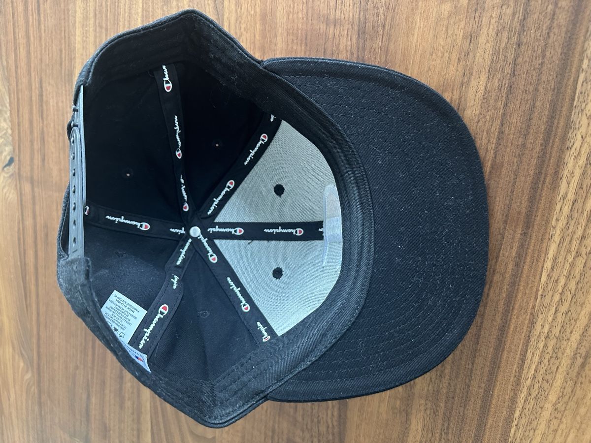 Champion Copricapi, berretti & cappellini: Champion Baseball Cap - Adjustable Snapback - Black – Usato da Adlikon b.Regensdf venduto da BillytheHoyle 2