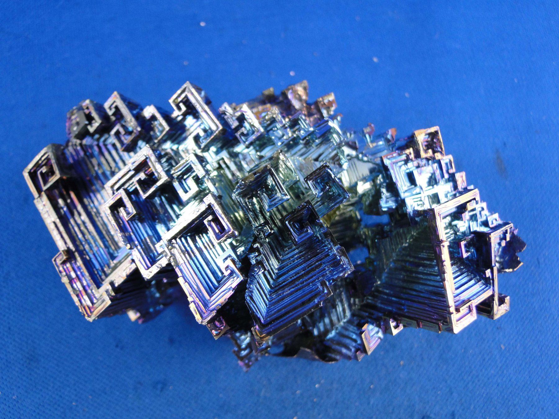 Minerali & Pietre curative: Bismuth – Usato da Schinznach Bad venduto da Demerald 4