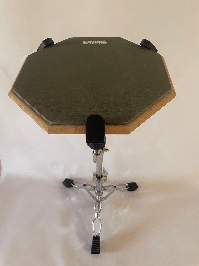 Evans Musikinstrumente: Evans RF-12G Drum Practice Pad + Millenium Snare Stand – Neu (gemäss Beschreibung) aus Vaulruz von BeautifulDecay 1