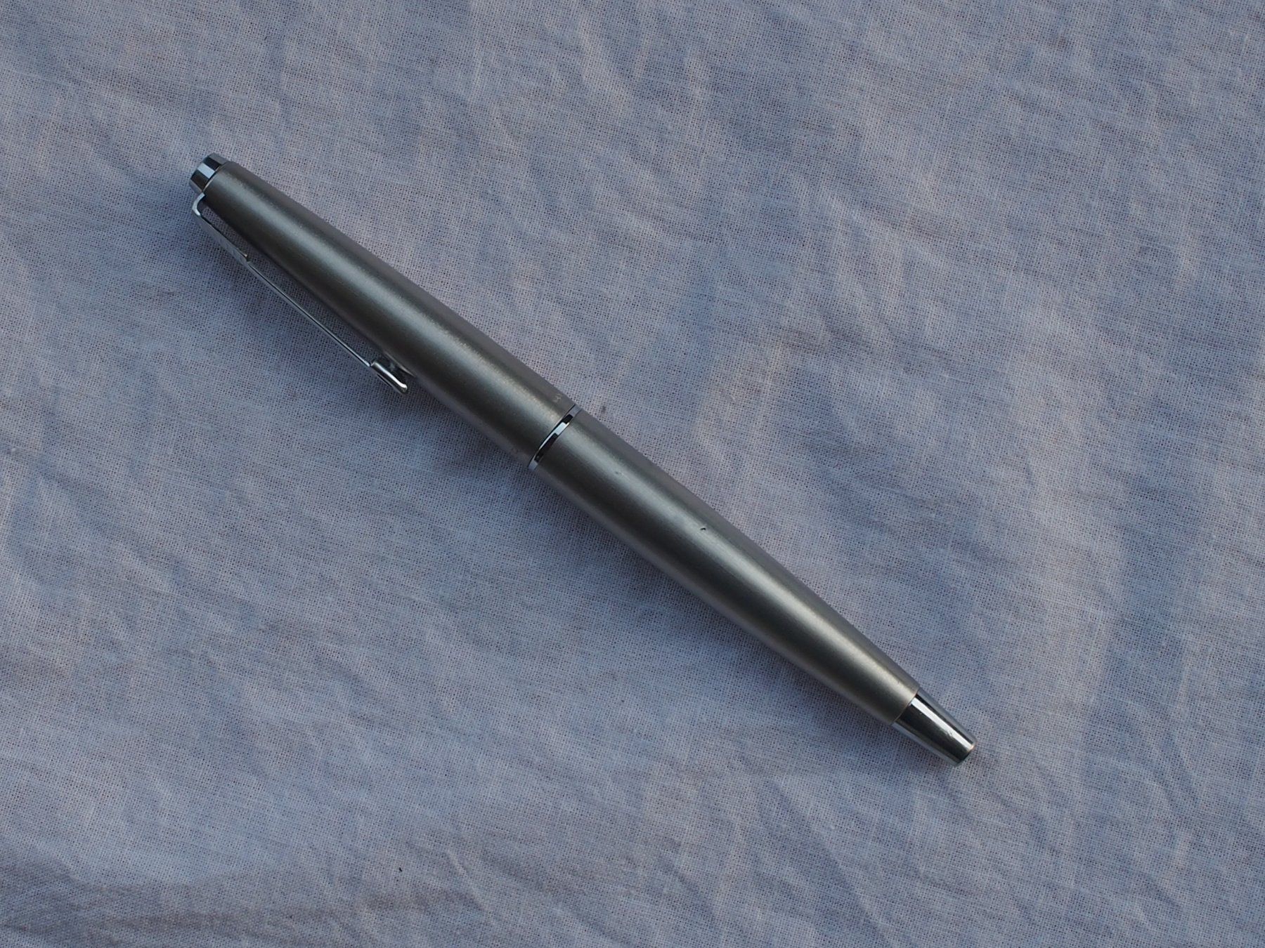 Parker Penna & Evidenziatori: Parker stylo plume, en rare version – Usato da Meyrin venduto da SRemka