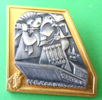 Basel Fasnachtsplakette Gold 1974 mit Nadel
