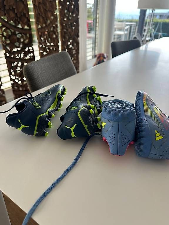 Scarpe per ragazzi: Puma & Adidas (Size: 29/31) – Usato da Zürich venduto da saketo 2