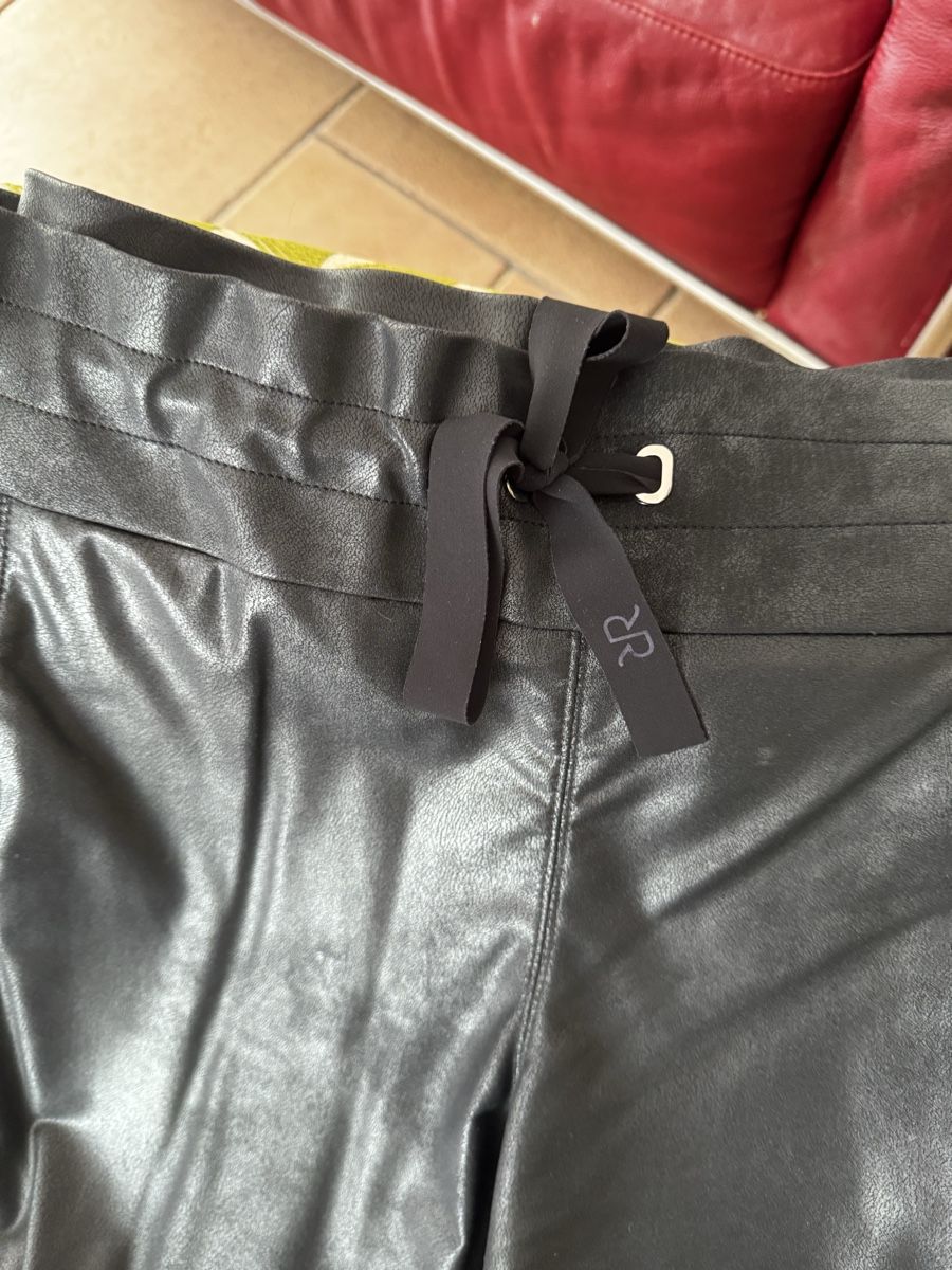 Pantaloni: Hose von R. Rossi – Usato da Weiningen ZH venduto da petzu