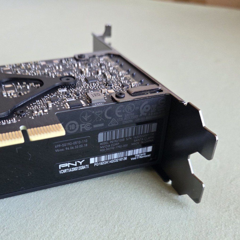 Nvidia Schede grafiche: PNY Quadro RTX A2000 12GB Low Profile – Usato da Kleindöttingen venduto da keepITeasy 7