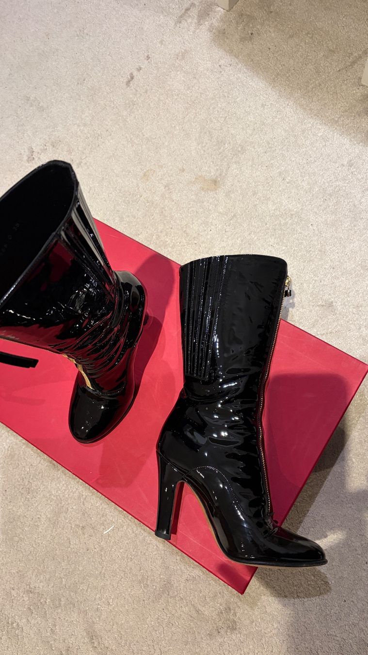 Valentino Scarpe da donna: Stiefel Valentino Garavani 38,5 – Usato da Liestal venduto da Goldart 2