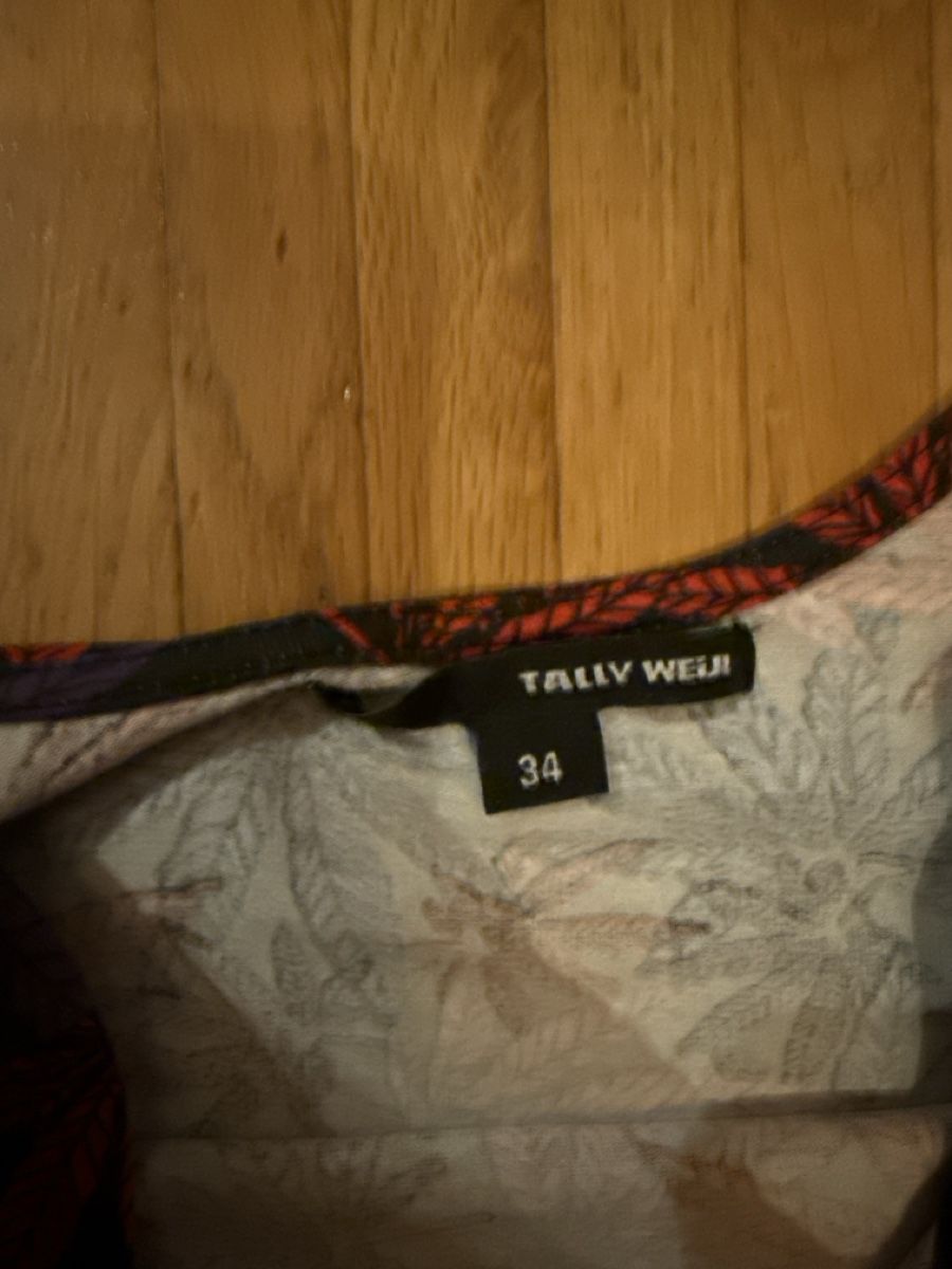 Tally Weijl Kleider: Kleid – Neu (gemäss Beschreibung) aus Zofingen von gabrielagc 1
