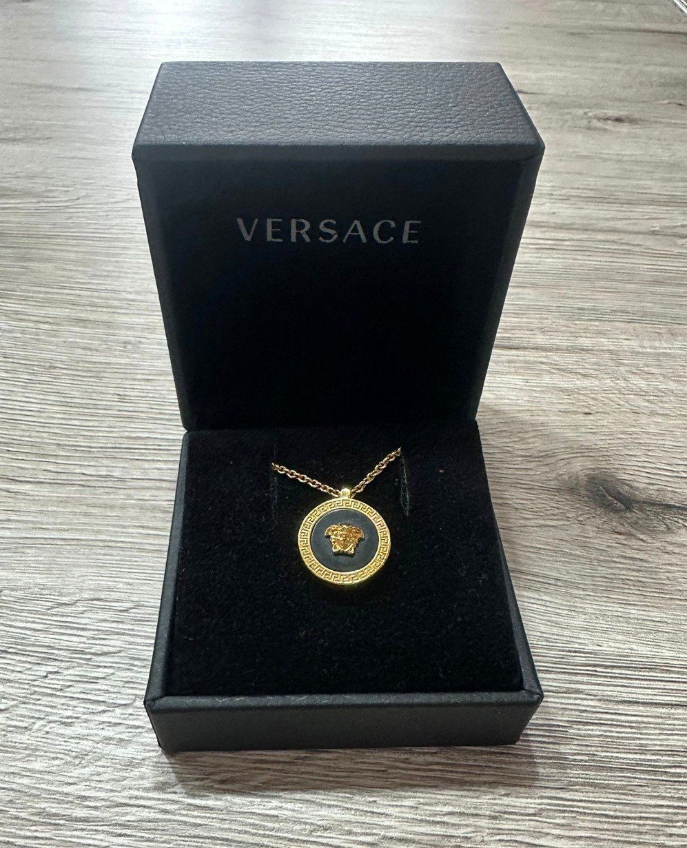 Versace Catenine: Versace-Kette – Nuovo (secondo la descrizione) da Wislikofen venduto da Ana.Gomes