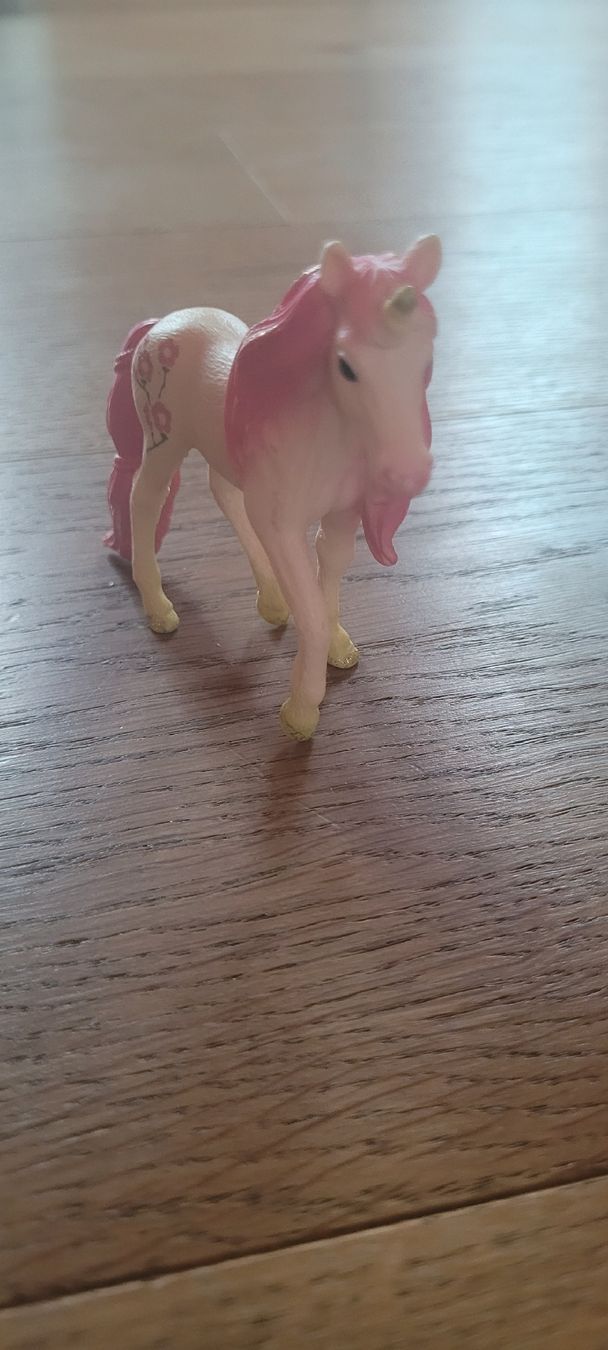 Schleich Spielzeuge: Schleich Einhorn Fohlen – Gebraucht aus Mühlrüti von yllen88 2