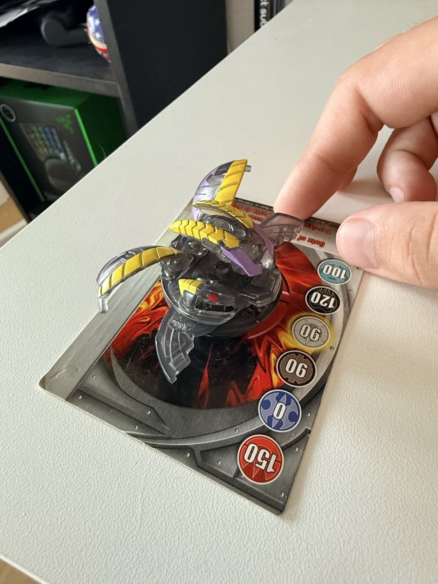 Giocattoli: Dragonoid Darkus translucide B2, – Usato da Pomy venduto da Asw.luxury 1
