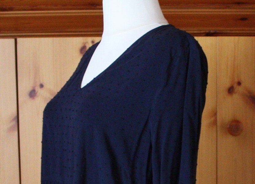 Vestiti: Kleid Langarm  blau Gr. XL – Usato da Flüelen venduto da Diversicum-Curvy 4