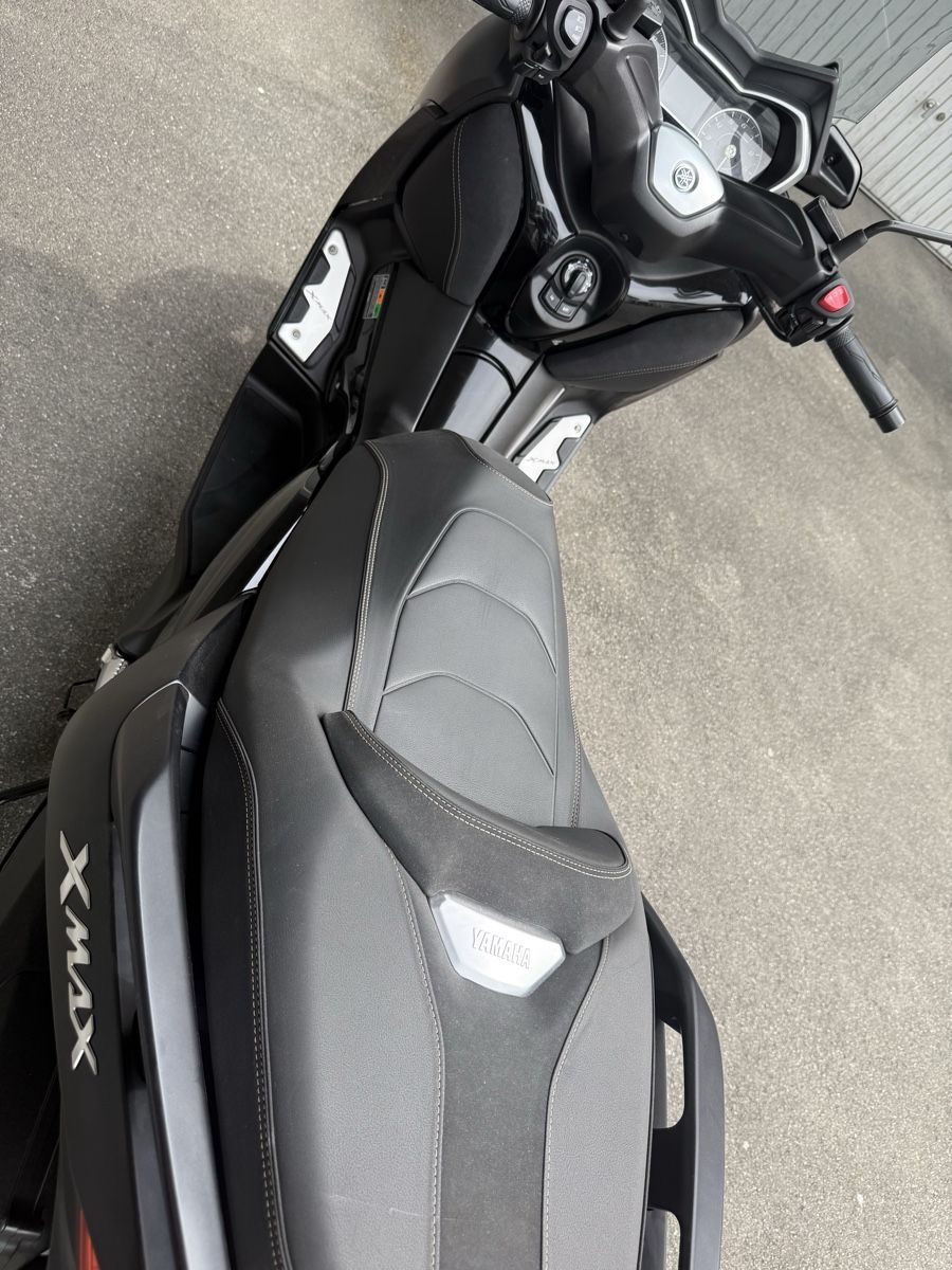 Yamaha Scooter: Yamaha X–Max 300 Iron Max – Usato da Rotkreuz venduto da 74max 7